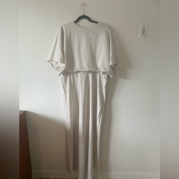 ELOQUII Bridal Kimono Sleeve Maxi Dress - Picture 4 of 7